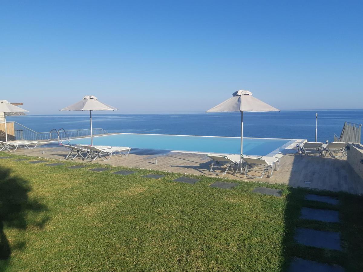 Portela Apartments Kastri Keratokampos Esterno foto